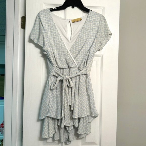 Blue and Cream Flowy Romper - Picture 1 of 2